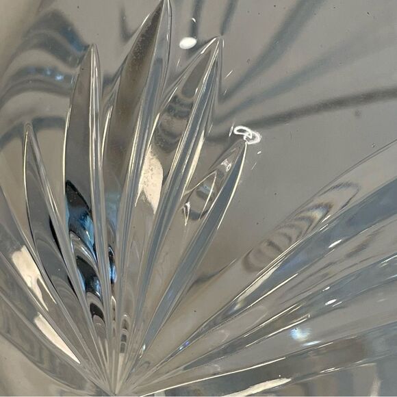 Waterford Marquis Calais 7 x 6 Inch Vase Handcut - Picture 4 of 17